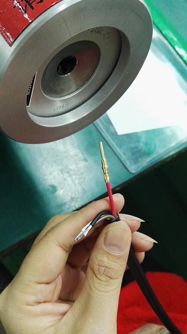 Crimping Machine For Machined Contact Crimping Machine For Machined Contact